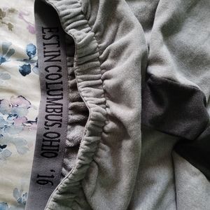 PTULA Jordan  cropped Hoodie.